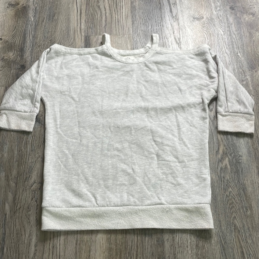 Jessica Simpson Light Gray Cold-Shoulder Sweatshirt